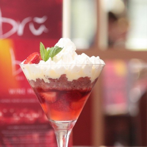 strawberry trifle - Bru Bar Bistro in Drogheda